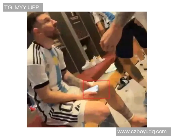 最新体育动态：从球场到更衣室全了解