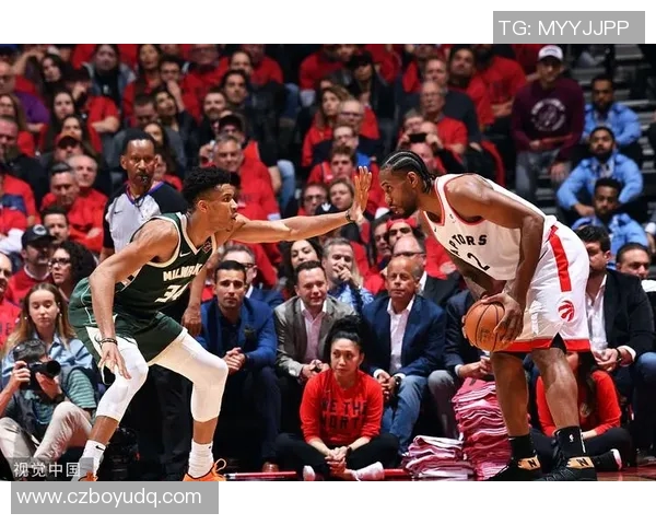 镜头回顾：字母哥这一幕令人泪目